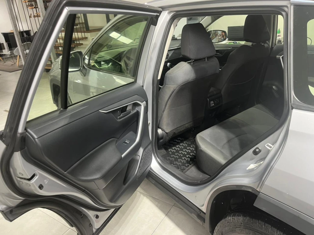 imagen 0 de vehiculo con id 2137